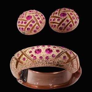 Fabulous Vintage Pink Lucite Rhinestone Bracelet Earring Set